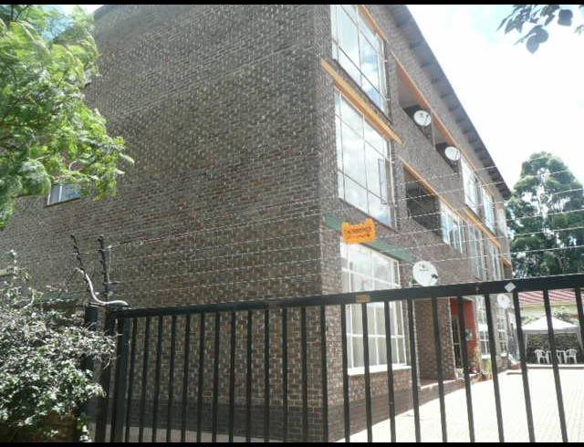 1 BEDROOM PROPERTY TO RENT IN KENMARE